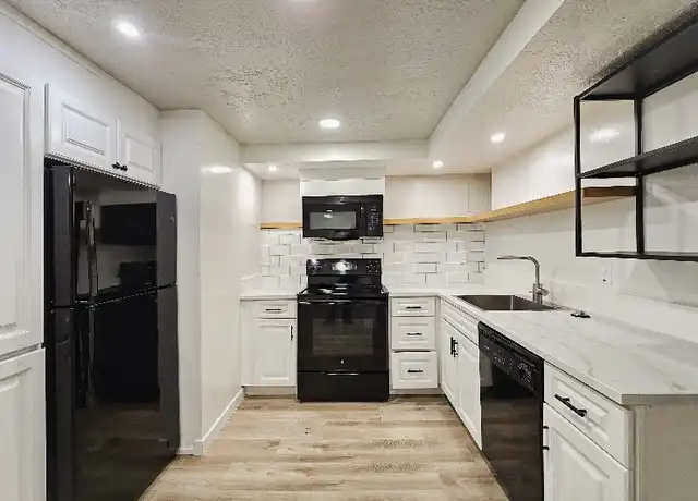 Property at 610 W 5735 S Unit 2, Murray, UT, 84123, 2 beds, 1 bath, [object Object]