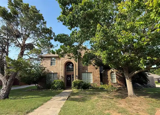 Property at 519 Summertree Dr, Keller, TX, 76248, 5 beds, 3 baths, [object Object]