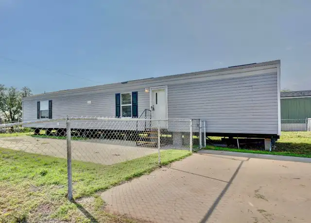 Property at 204 N Toledo Ave, Lubbock, TX, 79416, 2 beds, 2 baths, [object Object]