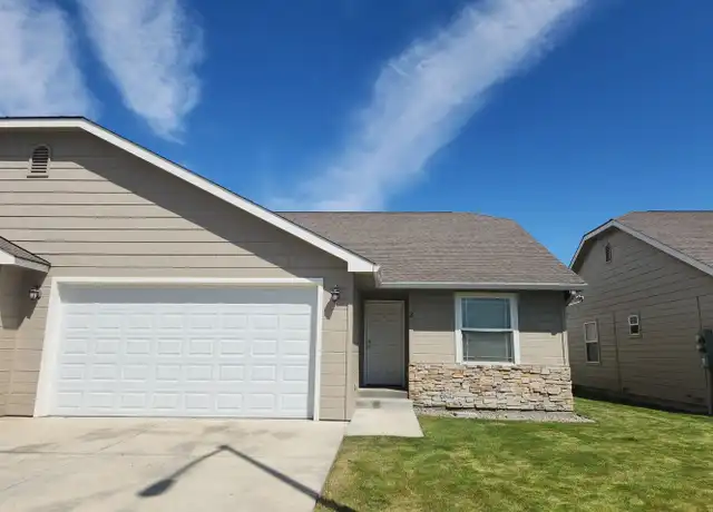 Property at 1003 S 90th Ave #2, Yakima, WA, 98908, 3 beds, 2 baths, [object Object]