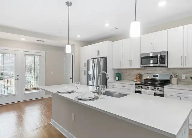Property at Mason - 8501 University Executive Park Dr, Charlotte, NC, 28262, 1 bed, 1 bath, [object Object]