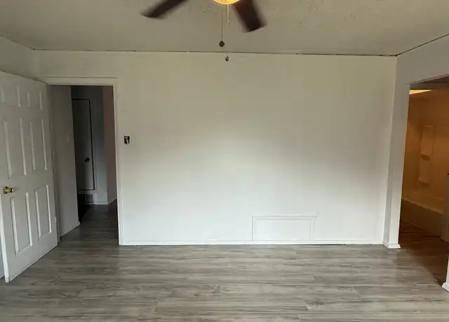 Property at 4860 Chesterwood Ct Unit 1, Memphis, TN, 38118, 2 beds, 2.5 baths, [object Object]