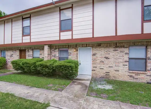 Property at 3061 Olympia Dr Unit 1, Denton, TX, 76209, 2 beds, 1.5 baths, [object Object]
