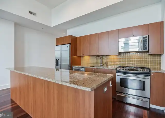 Property at 1101 Locust St Unit 4E, Philadelphia, PA, 19107, 1 bed, 1 bath, [object Object]