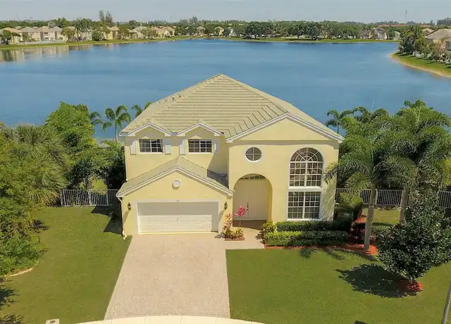 Property at 103 Devonshire Cir, Royal Palm Beach, FL, 33414, 4 beds, 3 baths, [object Object]