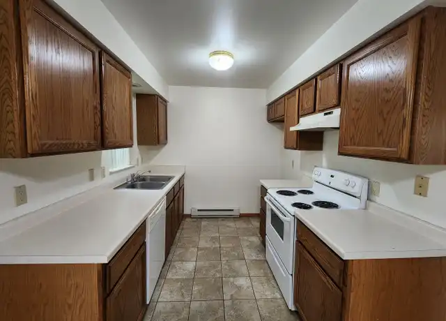 Property at 934 Jana Ln Unit 1, Madison, WI, 53704, 2 beds, 1 bath, [object Object]