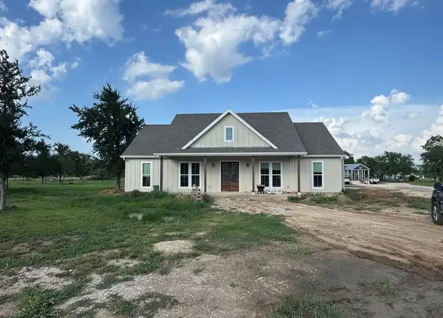 Property at 1353 Red Town Rd Unit B, Elgin, TX, 78621, 3 beds, 2 baths, [object Object]
