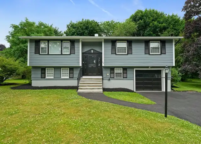 Property at 22 Redman Rd Unit 22, Canton, MA, 02021, 3 beds, 1.5 baths, [object Object]