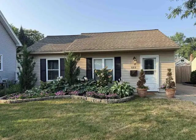 Property at 322 E 13 Mile Rd, Royal Oak, MI, 48073, 2 beds, 1 bath, [object Object]