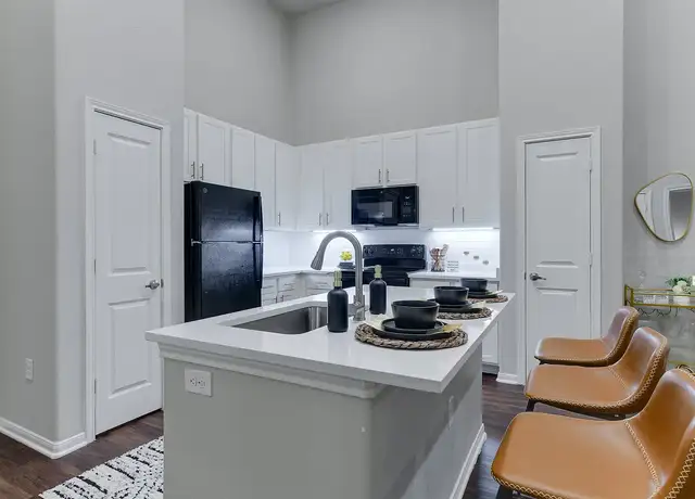 Photo of 900 Gordon Hts, Frisco, TX 75033