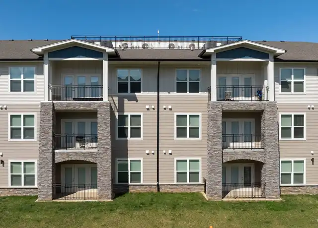 Property at 10001 Oak Bridge Cir Unit 101, Louisville, KY, 40219, 1 bed, 1 bath, [object Object]