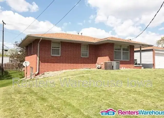 Property at 7415 Wilshire Blvd, Windsor Heights, IA, 50324, 2 beds, 1 bath, [object Object]