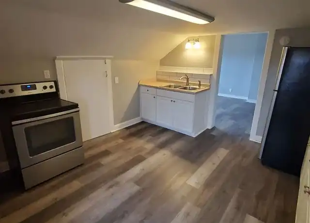 Property at 3201 Charles St, Racine, WI, 53402, 2 beds, 1 bath, [object Object]