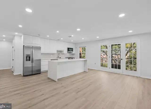 Property at 9459 Fairfax Blvd #302, Fairfax, VA, 22031, 2 beds, 1 bath, [object Object]