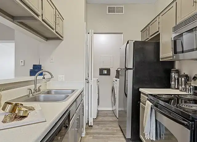 Property at Huntington Meadows Apartments - 2311 Stratton Ln, Arlington, TX, 76006, 1 bed, 1 bath, [object Object]
