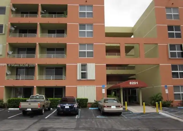 Property at 8201 NW 8th St Unit 1-414, Miami, FL, 33126, 1 bed, 1 bath, [object Object]