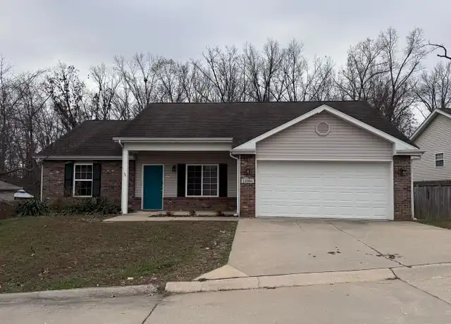 Property at 15984 Tracker Ln, Saint Robert, MO, 65584, 3 beds, 2 baths, [object Object]