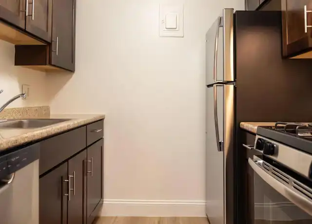 Property at 0 Beverly Commons Dr, Beverly, MA, 01915, 1 bed, 1 bath, [object Object]