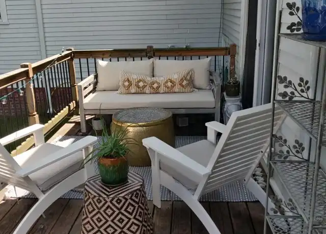 Property at 113 Walnut St, Newton, MA, 02460, 3 beds, 2 baths, [object Object]
