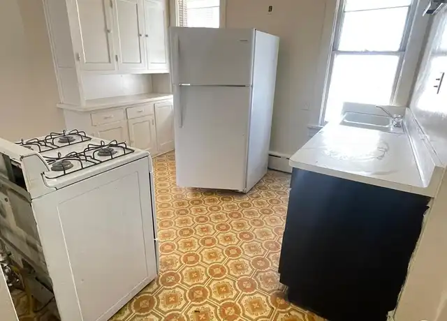 Property at 2014 W Greenfield Ave, Milwaukee, WI, 53204, 1 bed, 1 bath, [object Object]