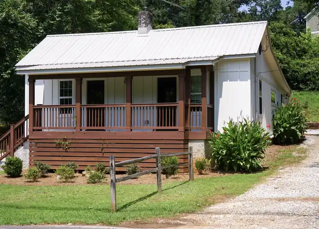 Property at 966 Dr Martin Luther King Pkwy, Athens, GA, 30601, 3 beds, 3.5 baths, [object Object]