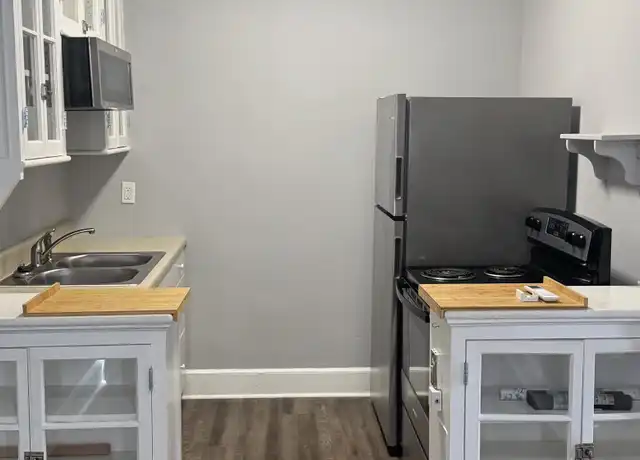 Property at 265 E Morehead St, Burlington, NC, 27215, 1 bed, 1 bath, [object Object]