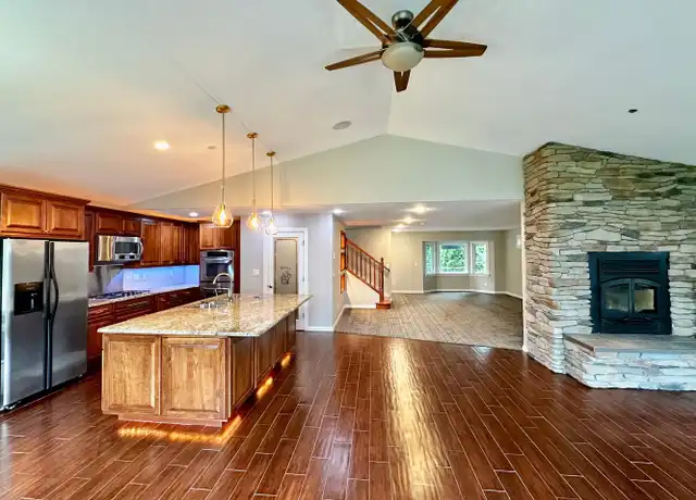 Property at 21104 116th Ave SE, Kent, WA, 98031, 3 beds, 3 baths, [object Object]