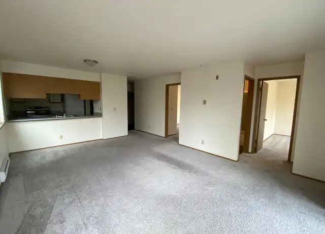 Property at 812 NE 42nd St Unit 101, Seattle, WA, 98105, 2 beds, 2 baths, [object Object]