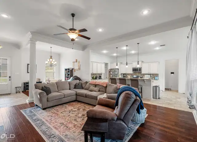 Property at 233 Danielle Dr, Benton, LA, 71006, 4 beds, 3 baths, [object Object]