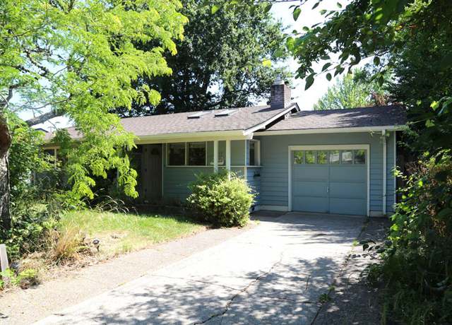 Photo of 1345 NW 11th St, Corvallis, OR 97330