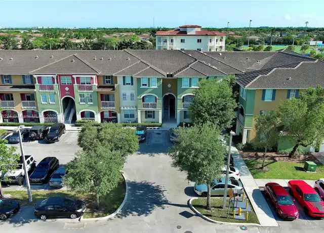 Property at 11102 NW 83rd St #222, Doral, FL, 33178, 3 beds, 2.5 baths, [object Object]