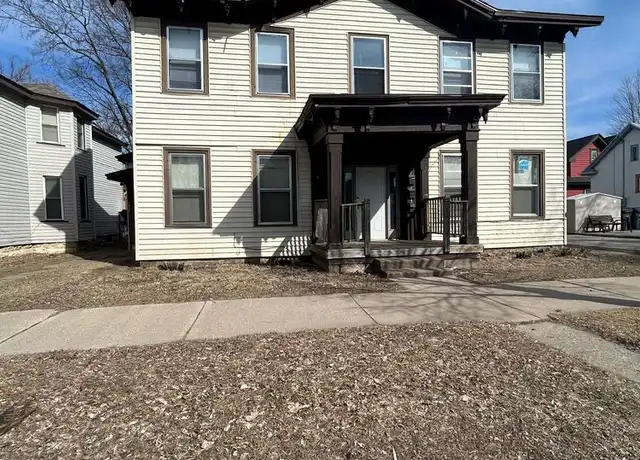 Property at 137 9th St S Unit 137, La Crosse, WI, 54601, 3 beds, 1 bath, [object Object]