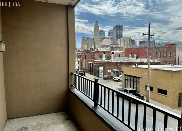 Property at 504 Grand Blvd Unit 504, Kansas City, MO, 64106, 1 bed, 1 bath, [object Object]
