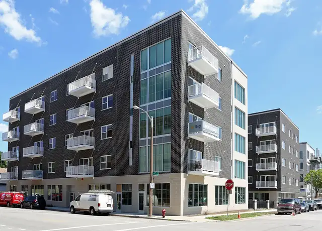 Photo of 124 W Washington St, Milwaukee, WI 53204