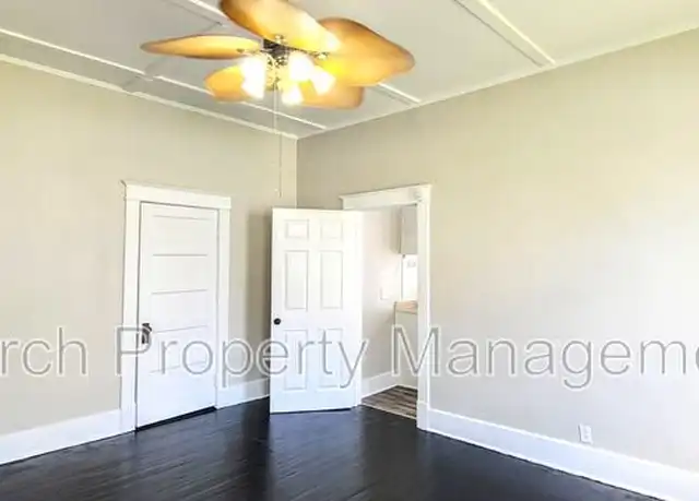 Property at 215 W Belmont St Unit 2155, Pensacola, FL, 32501, 2 beds, 1 bath, [object Object]