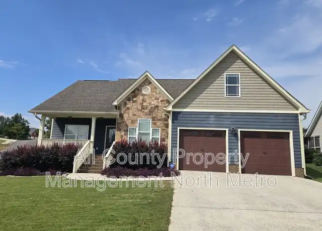 Property at 284 Quartz Dr, Chickamauga, GA, 30707, 4 beds, 2 baths, [object Object]