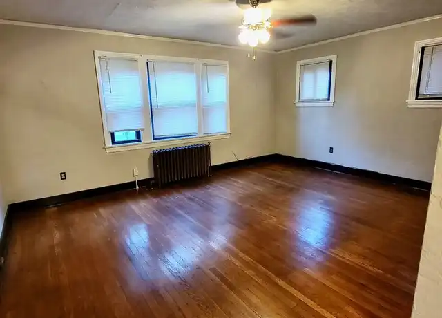 Property at 1317-1321 S Braddock Ave Unit 6, Pittsburgh, PA, 15218, 1 bed, 1 bath, [object Object]