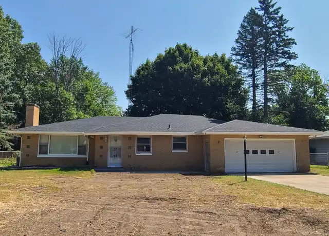 Property at 1561 Pearl St, Benton Harbor, MI, 49022, 4 beds, 1.5 baths, [object Object]