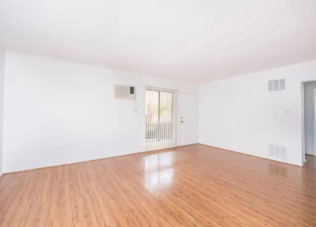 Property at 2010 S Garth Ave Unit 03409, Los Angeles, CA, 90034, 1 bed, 1 bath, [object Object]