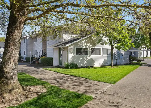 Property at Waverly Square Apartments - 1515 Waverly Dr SE, Albany, OR, 97322, 2 beds, 1 bath, [object Object]