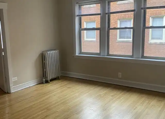 Property at 2346 W Touhy Ave, Chicago, IL, 60645, 2 beds, 1 bath, [object Object]