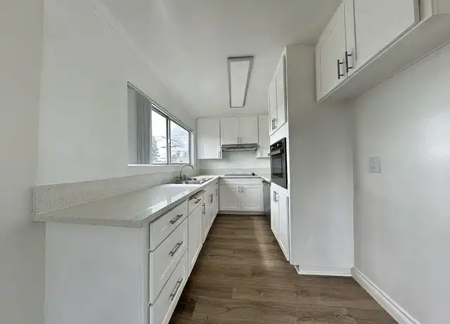 Property at FLT - Fulton Chateau - 6116 Fulton Ave, Van Nuys, CA, 91401, 1 bed, 1 bath, Contact for Price