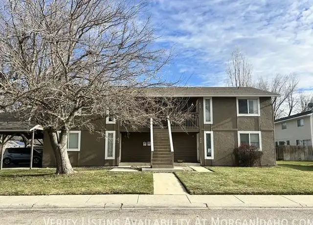 Property at 830 NW 7th St, Meridian, ID, 83642, 2 beds, 1 bath, [object Object]