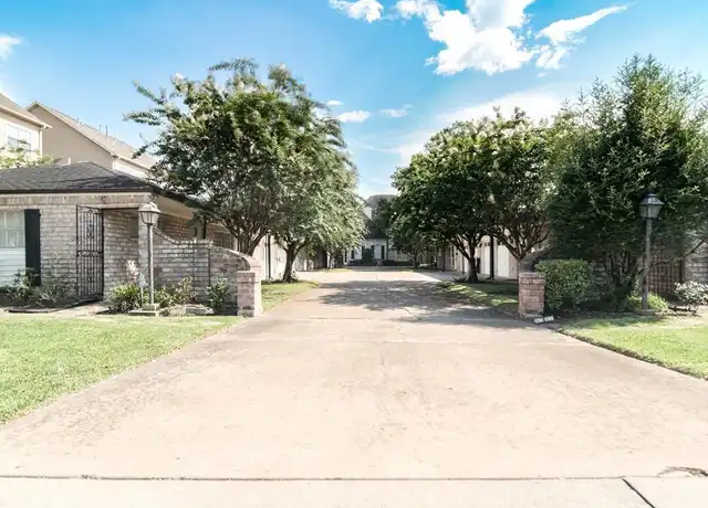 Property at 5627 Winsome Ln, Houston, TX, 77057, 3 beds, 2 baths, [object Object]