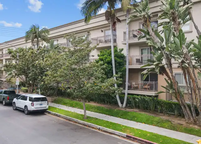 Property at 141 S Clark Dr #409, West Hollywood, CA, 90048, 1 bed, 1 bath, [object Object]