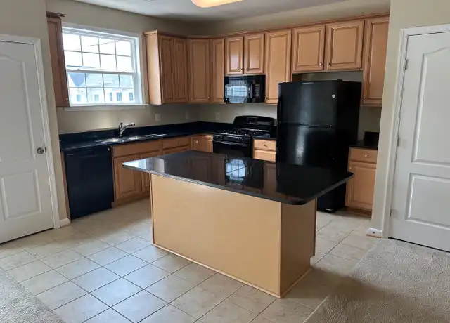 Property at 19457 Promenade Dr, Leesburg, VA, 20176, 2 beds, 2 baths, [object Object]