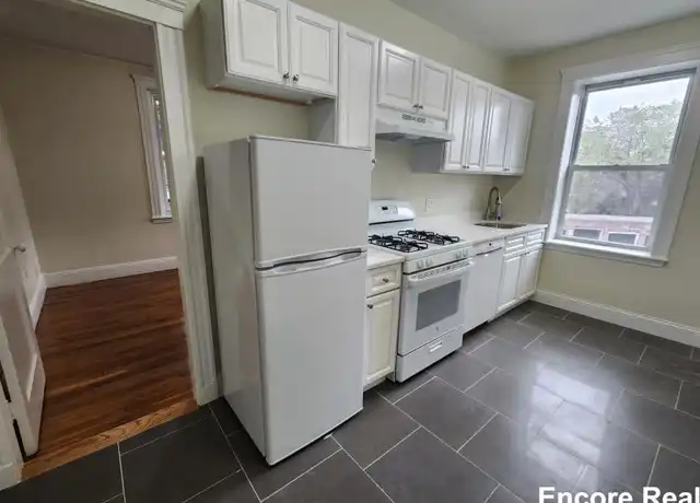 Property at 11 James St, Brookline, MA, 02446, 1 bed, 1 bath, [object Object]