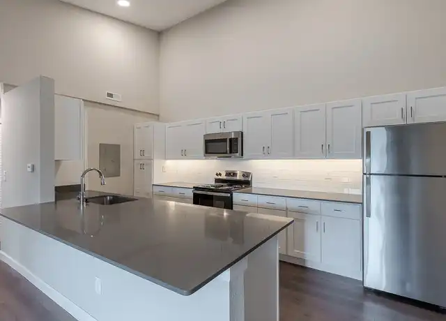 Property at Laurel Valley Apartments - 36200 Dequindre Rd, Sterling Heights, MI, 48310, 2 beds, 1-2 bath, [object Object]