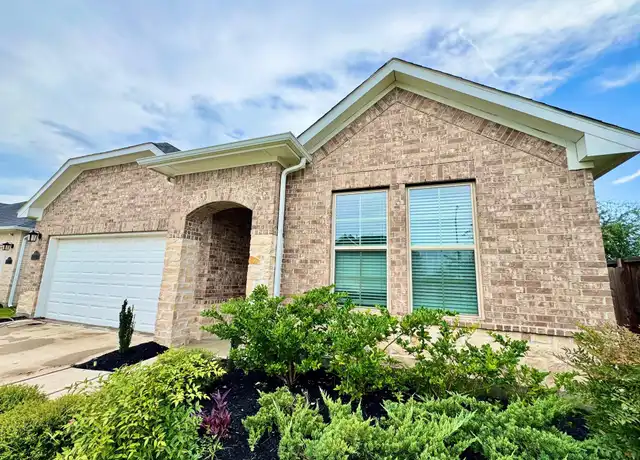 Property at 31331 Whitfield Ct, Fulshear, TX, 77441, 3 beds, 2 baths, [object Object]