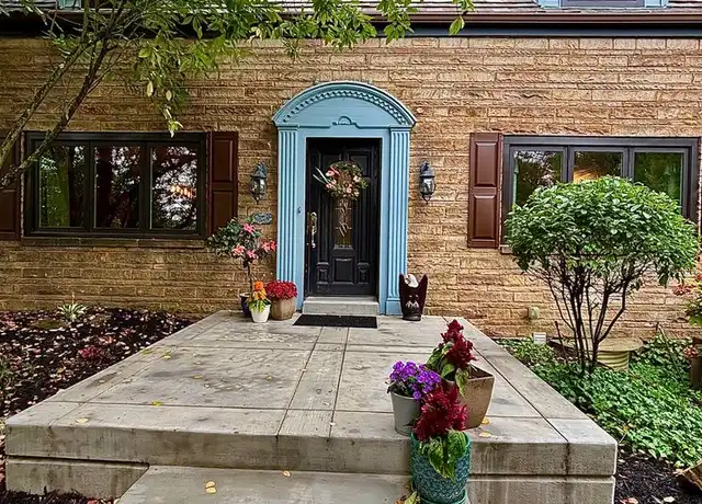 Property at 33 Woodland Dr, Pittsburgh, PA, 15228, 4 beds, 3 baths, [object Object]